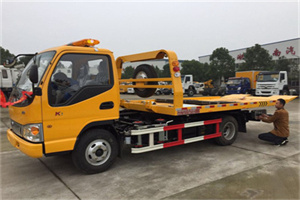 文登哪里有拖车服务