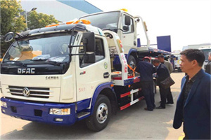 文登汽车道路救援拖车价格